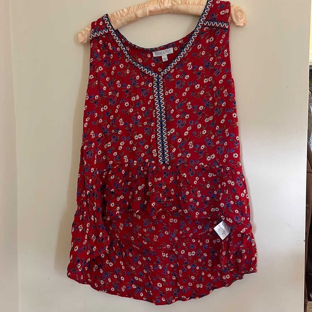 Floral flowy top